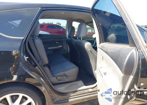 2013 Toyota Prius V Five z USA, uszkodzony, nr VIN JTDZN3EU4D3190766